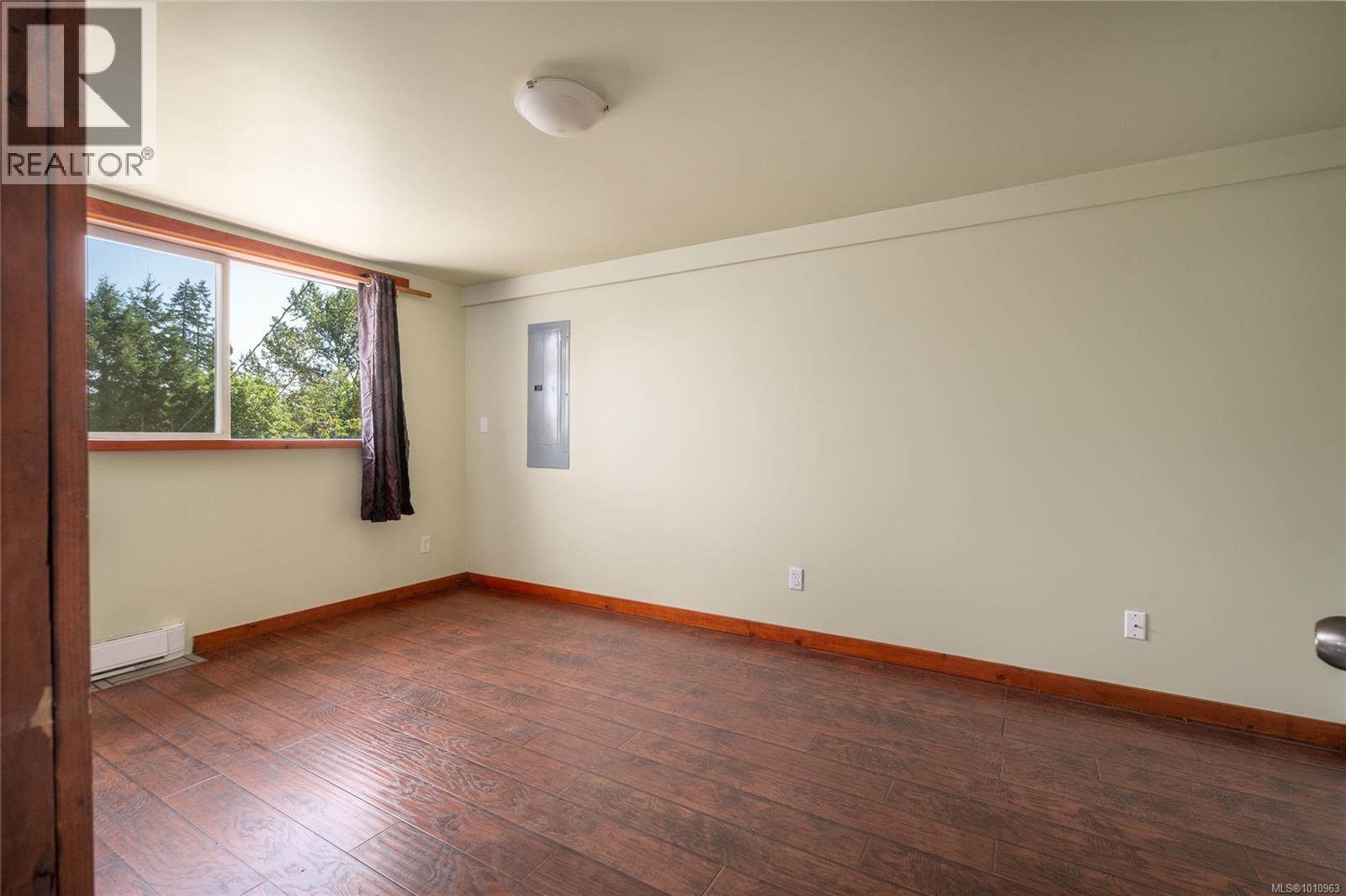 Photo 25 of 2031 Waring Rd, Nanaimo BC