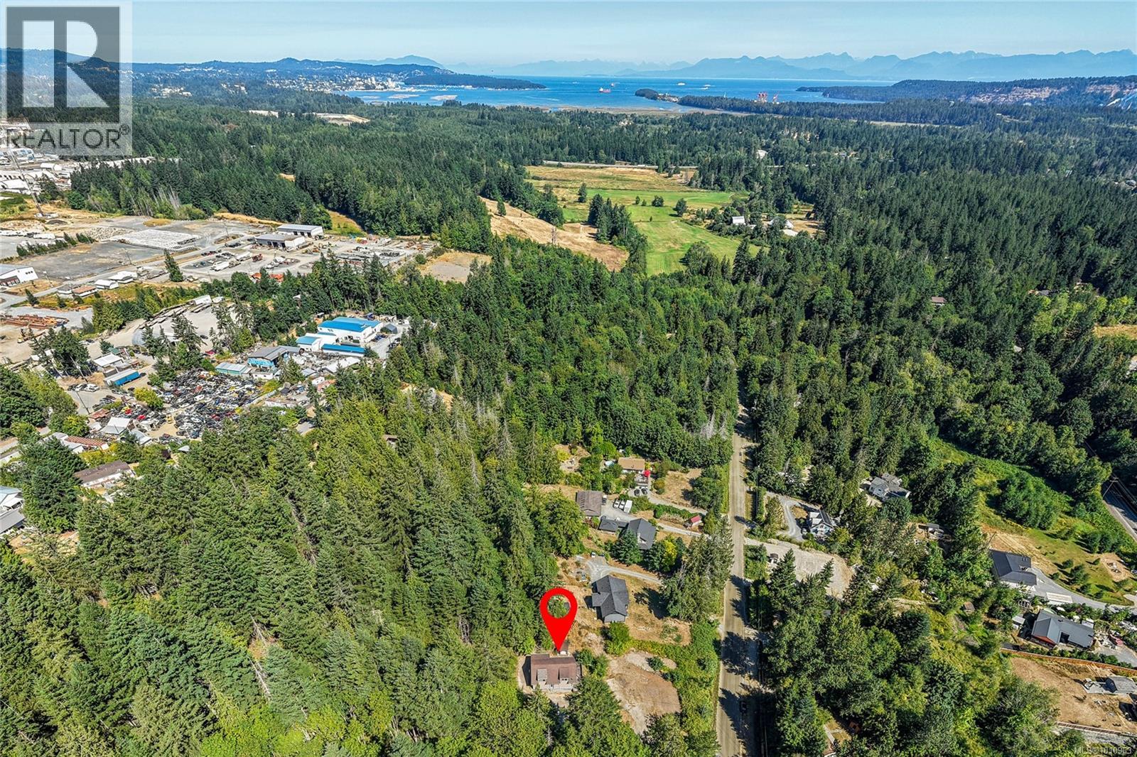 Photo 11 of 2031 Waring Rd, Nanaimo BC