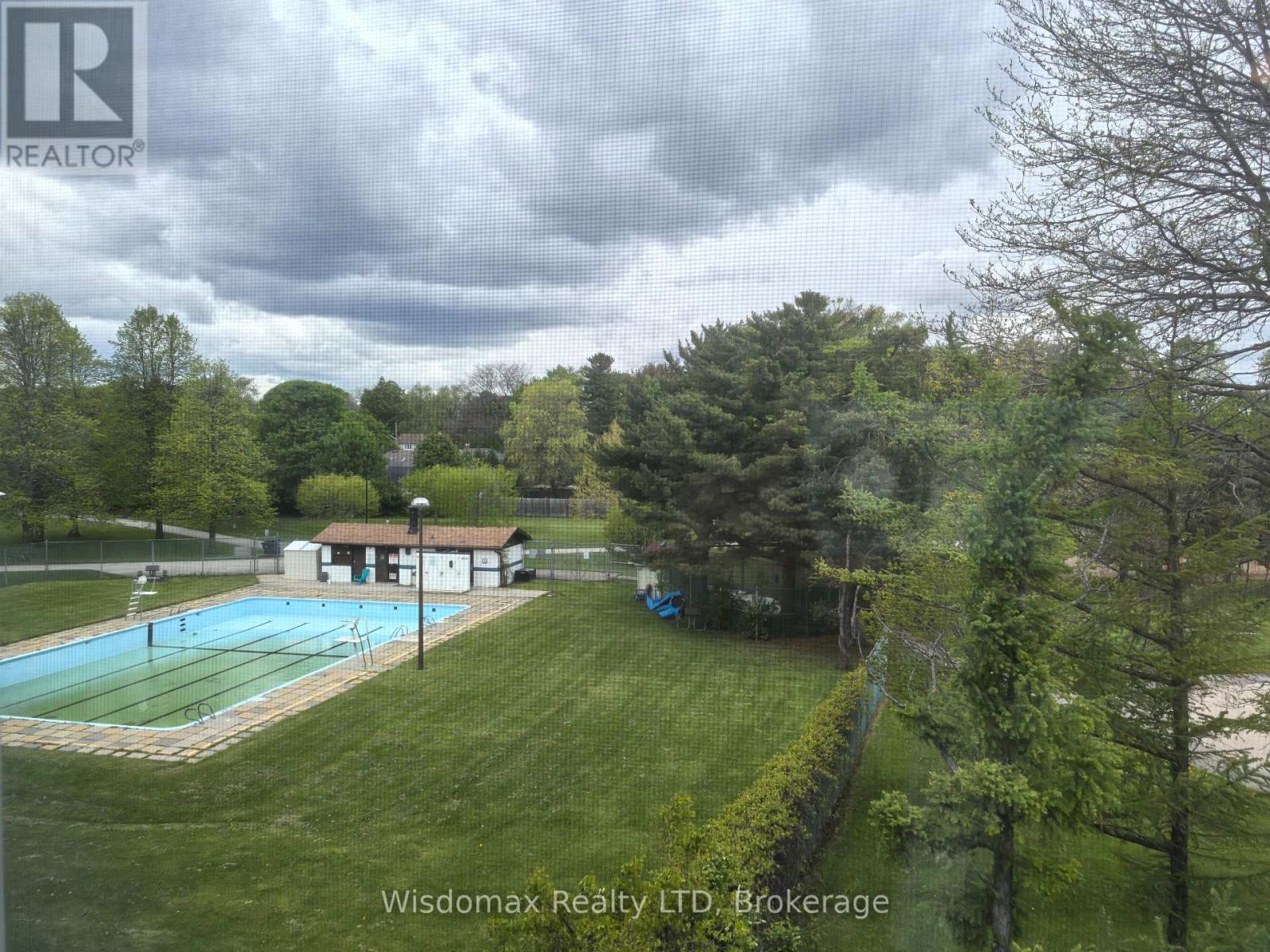 Photo 19 of Hs 47 3100 Kingston Road, Toronto ON