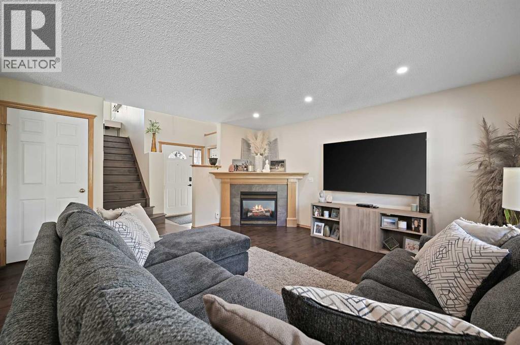 Single Family House for Sale in  Hidden Valley Grove NW Hidden Valley Calgary 
