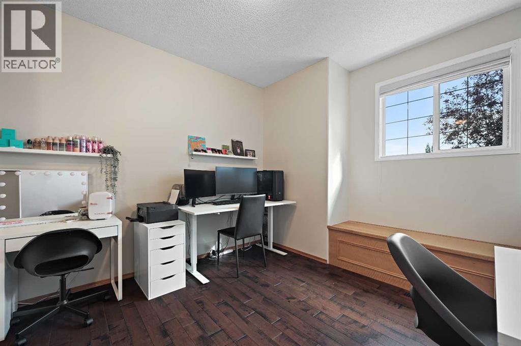 Single Family House for Sale in  Hidden Valley Grove NW Hidden Valley Calgary 