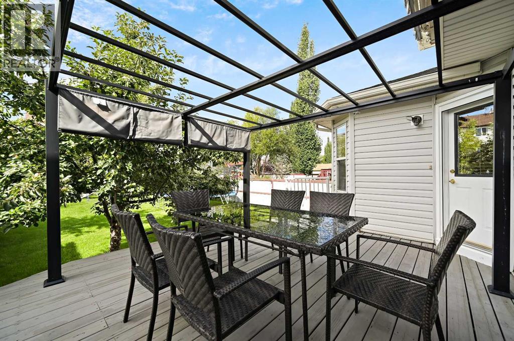 Single Family House for Sale in  Hidden Valley Grove NW Hidden Valley Calgary 