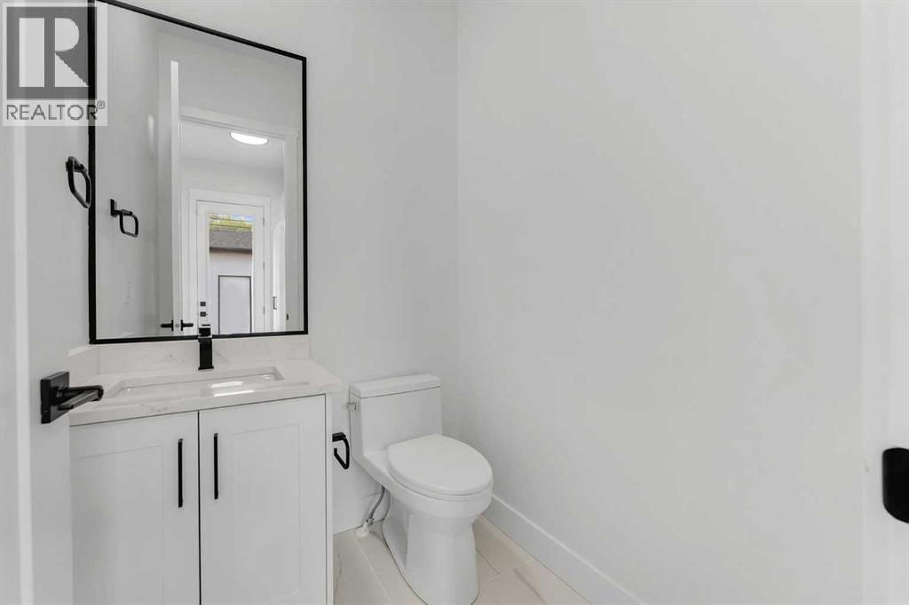 Single Family House for Sale in   Avenue NW Bowness Calgary 