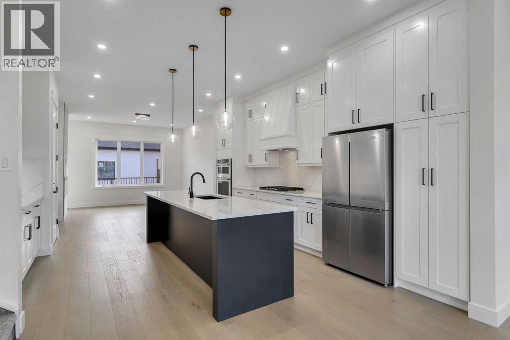 Single Family House for Sale in   Avenue NW Bowness Calgary 