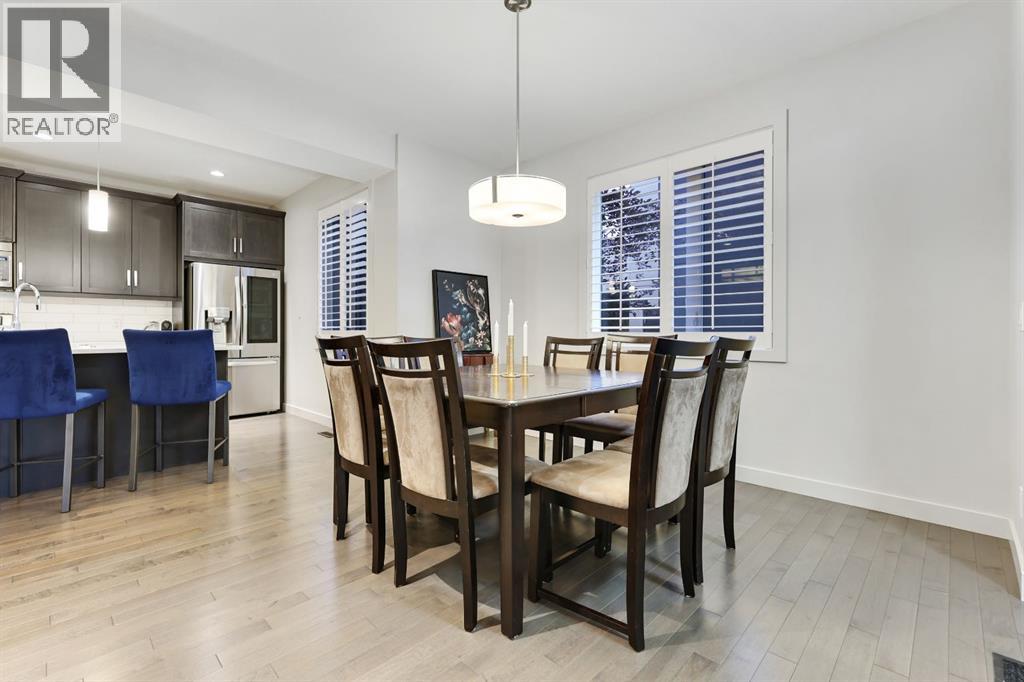 Single Family House for Sale in    Avenue NE Crescent Heights Calgary 