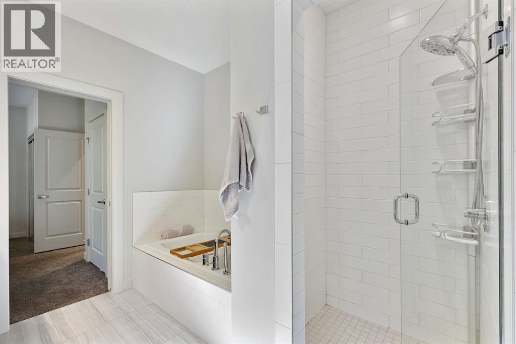 Single Family House for Sale in    Avenue NE Crescent Heights Calgary 
