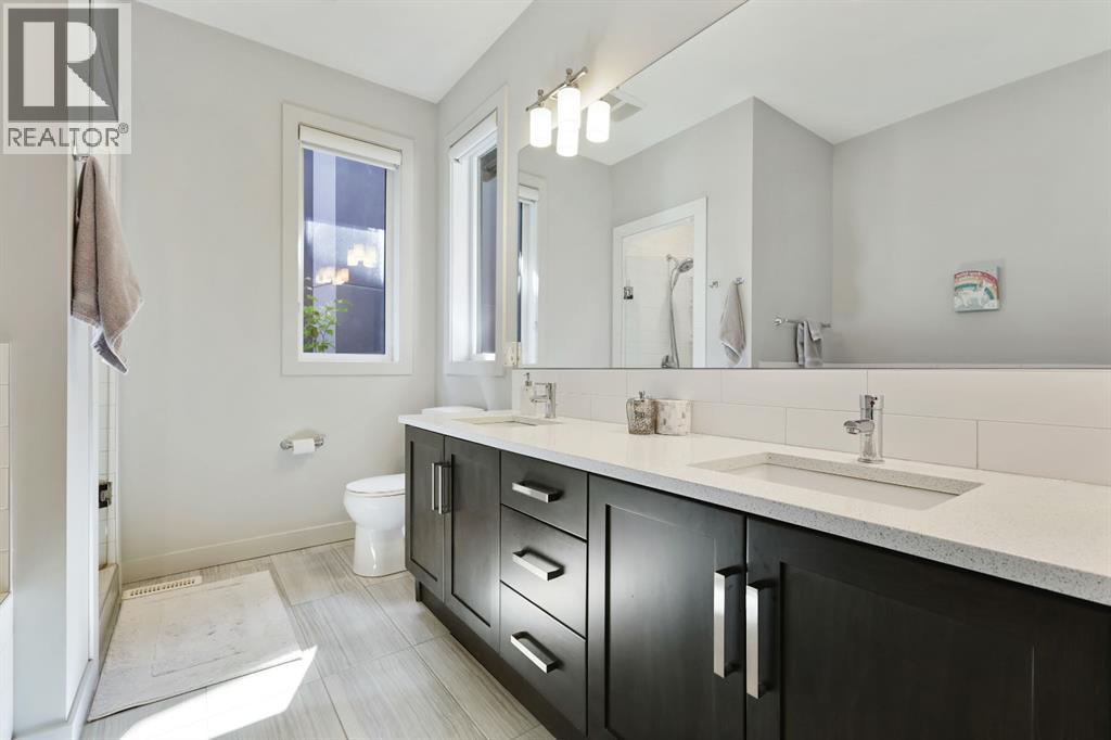 Single Family House for Sale in    Avenue NE Crescent Heights Calgary 