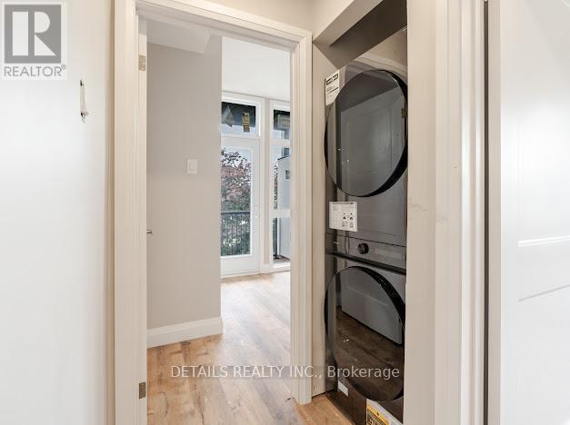 Photo 10 of 301 659 Donat Street, Ottawa ON
