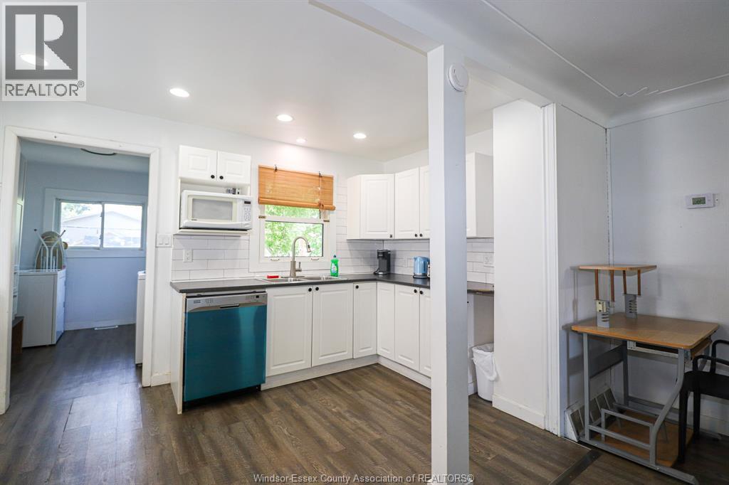 Photo 17 of 3504 Barrymore, Windsor ON