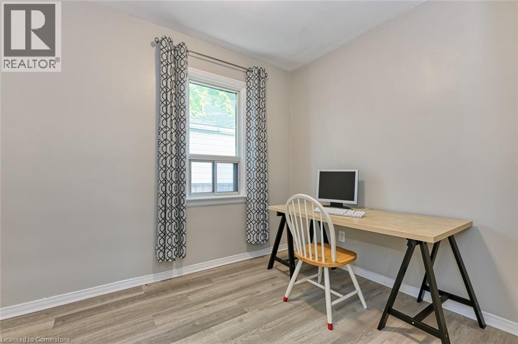 Photo 11 of 701 Brighton Avenue Unit 1, Hamilton ON