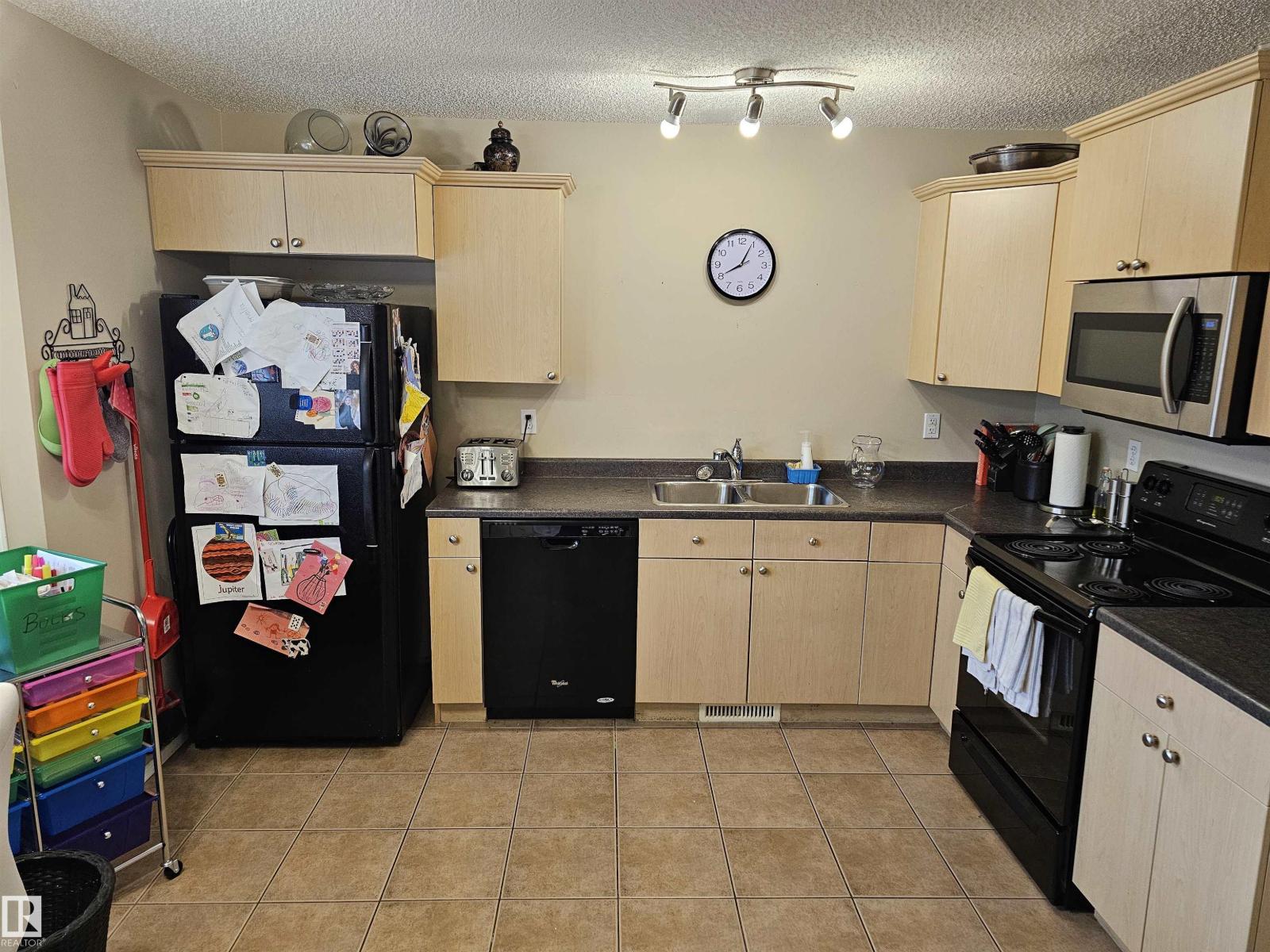 Photo 16 of 2333 Aspen Tr, Sherwood Park AB
