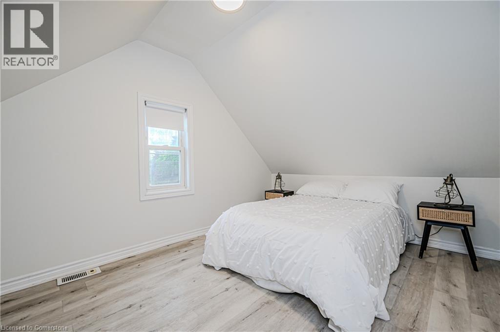 Photo 28 of 273 Britannia Avenue, Hamilton ON