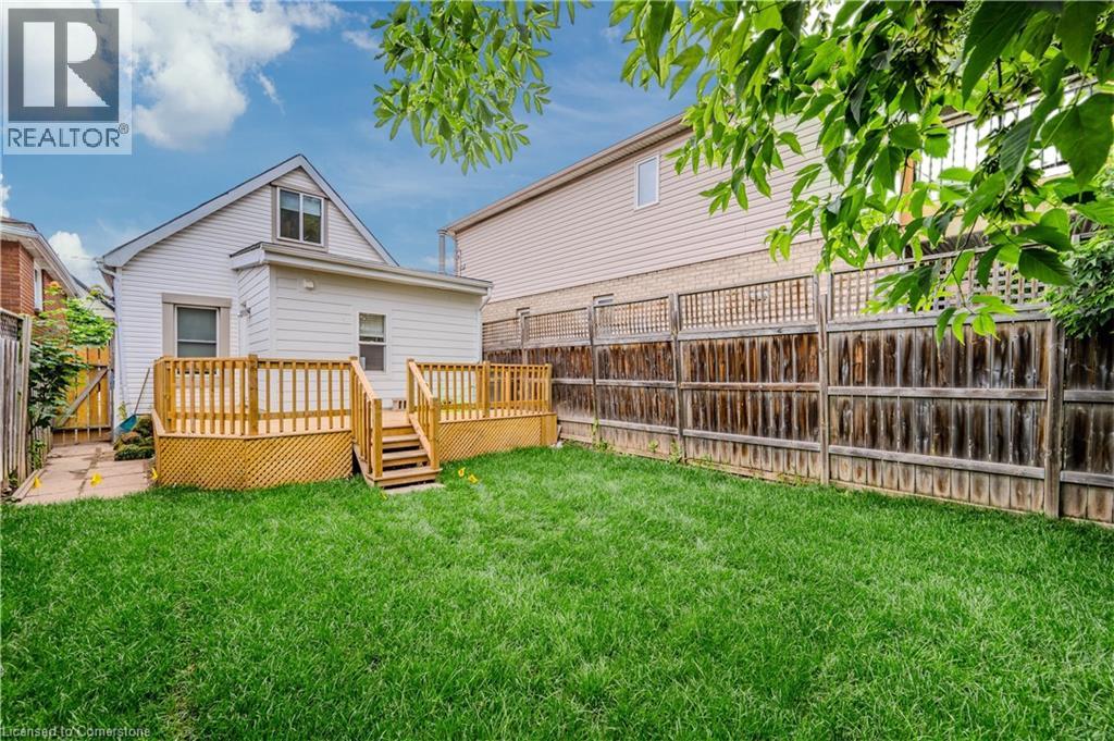 Photo 7 of 273 Britannia Avenue, Hamilton ON