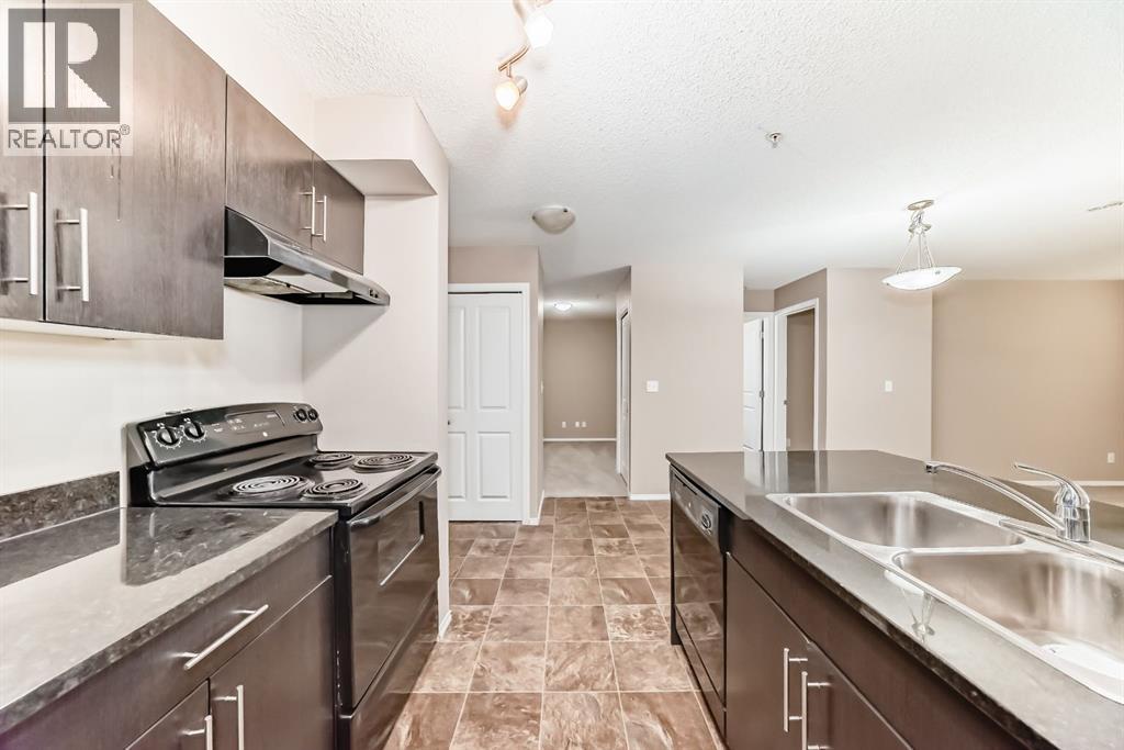 Single Family House for Sale in   Kincora Glen Road NW Kincora Calgary 