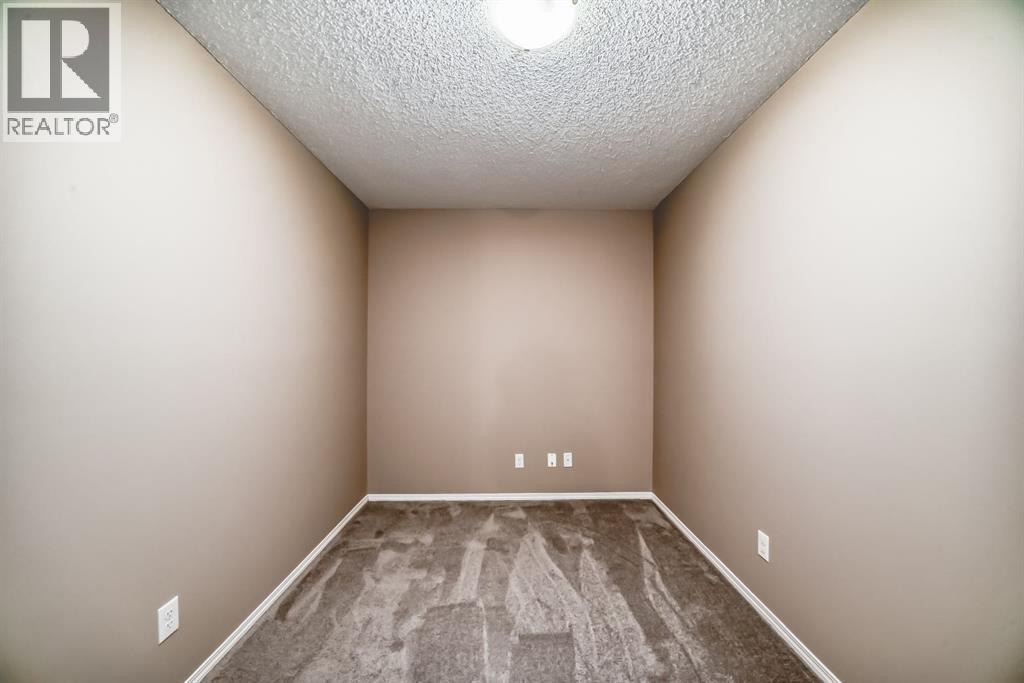 Single Family House for Sale in   Kincora Glen Road NW Kincora Calgary 