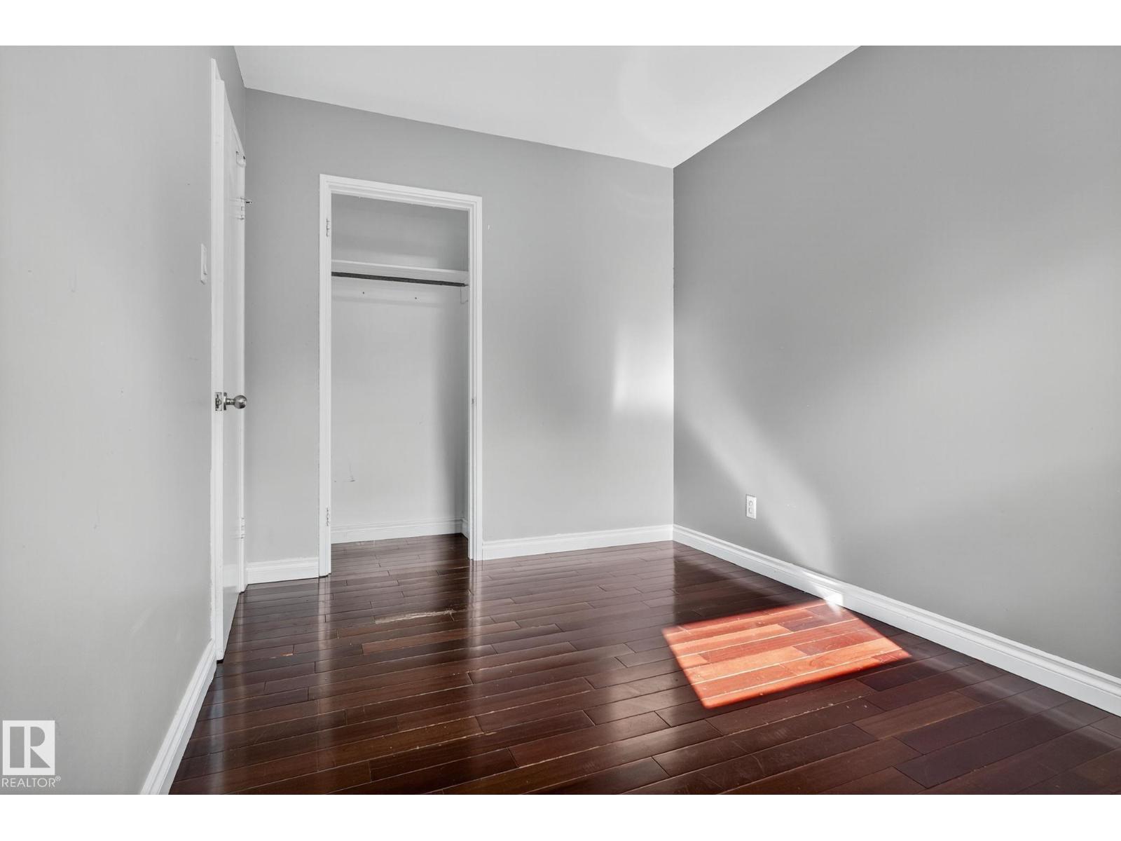 Photo 30 of 9239 148 St Nw, Edmonton AB