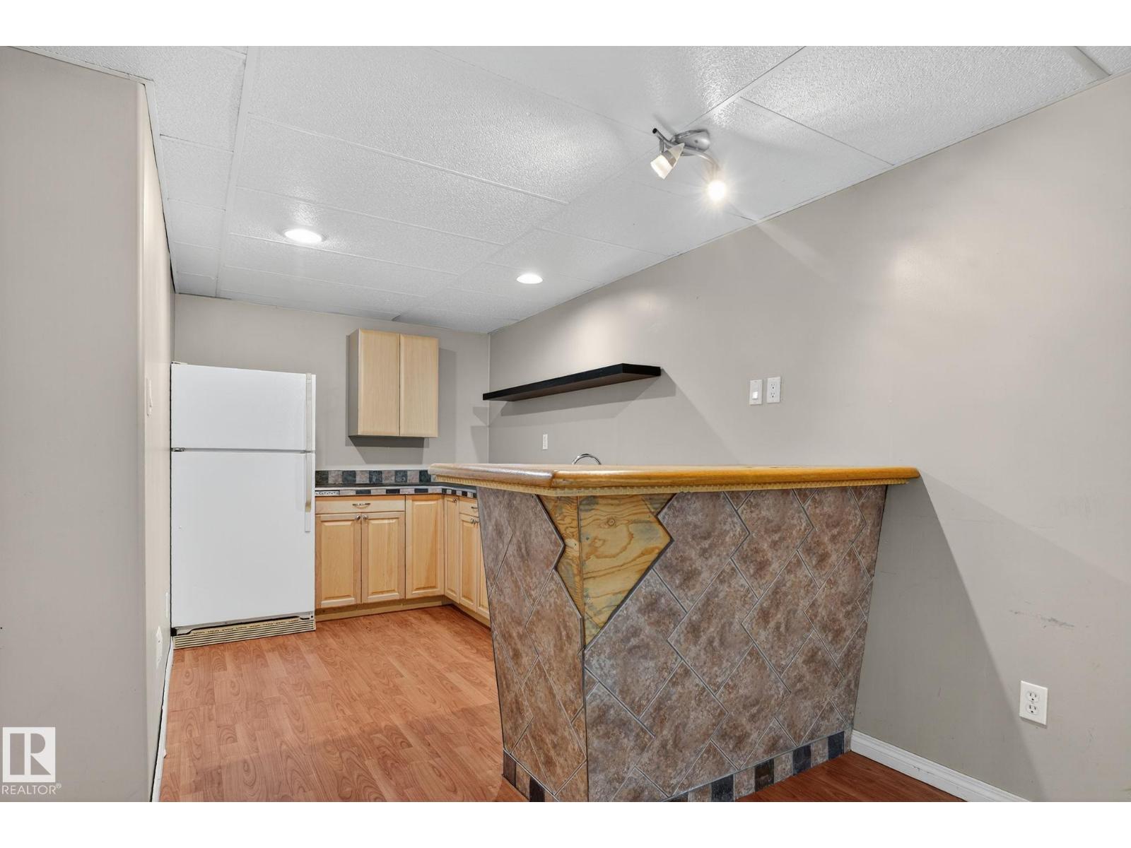 Photo 38 of 9239 148 St Nw, Edmonton AB