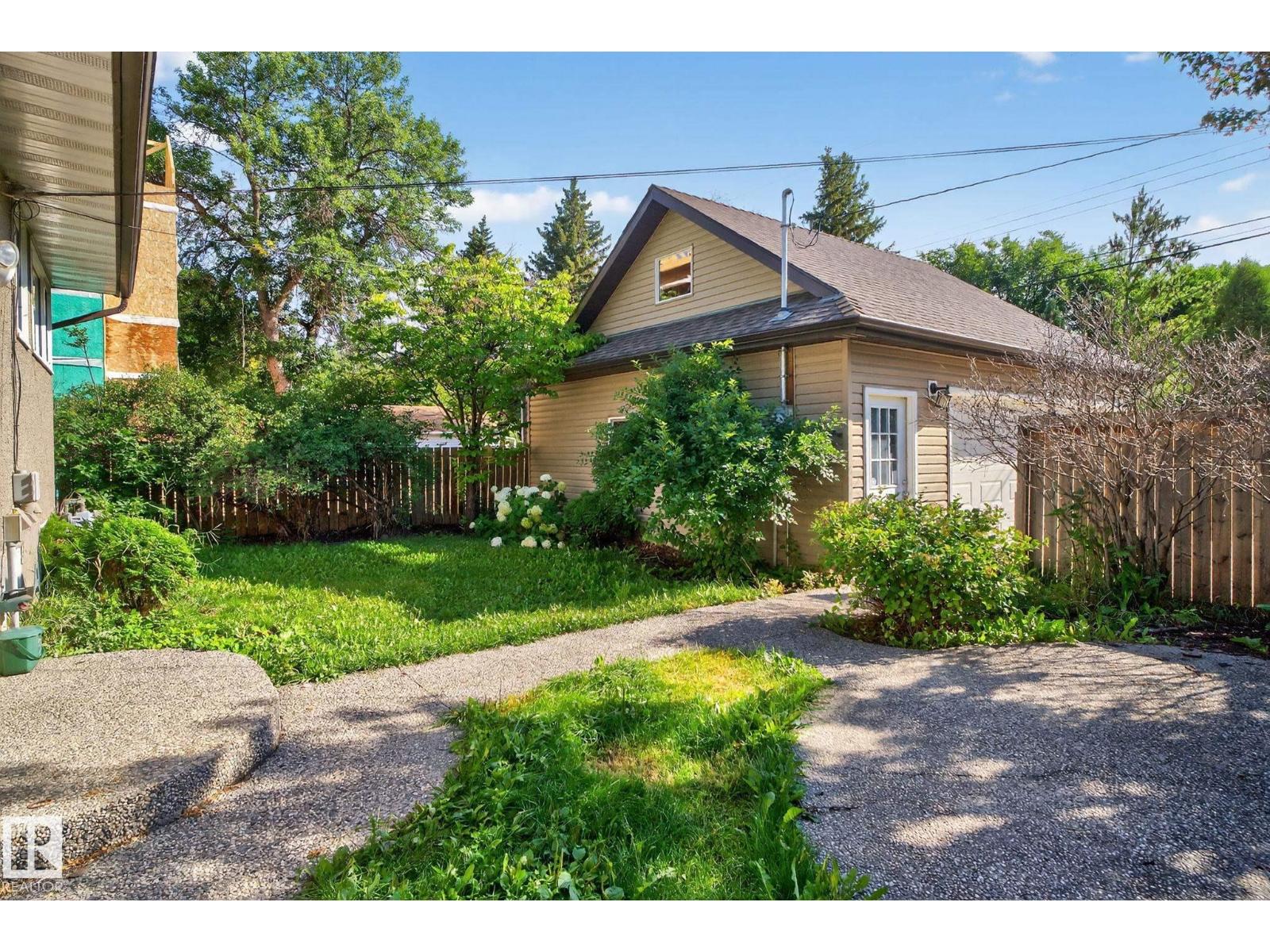Photo 50 of 9239 148 St Nw, Edmonton AB