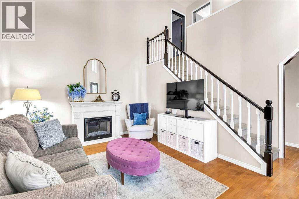 Single Family House for Sale in  Sundown Way SE Sundance Calgary 