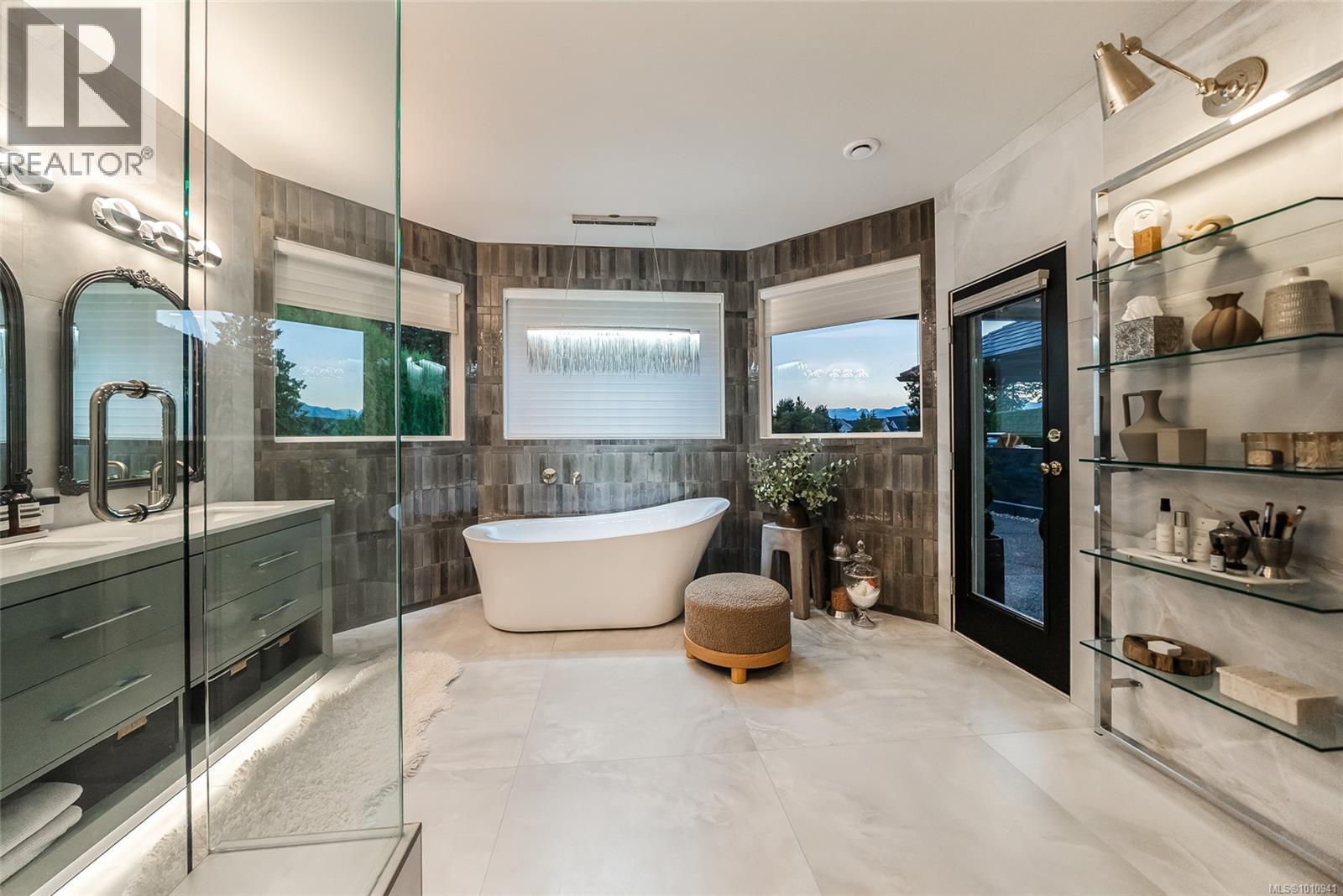 3088 Kensington Cres, Courtenay