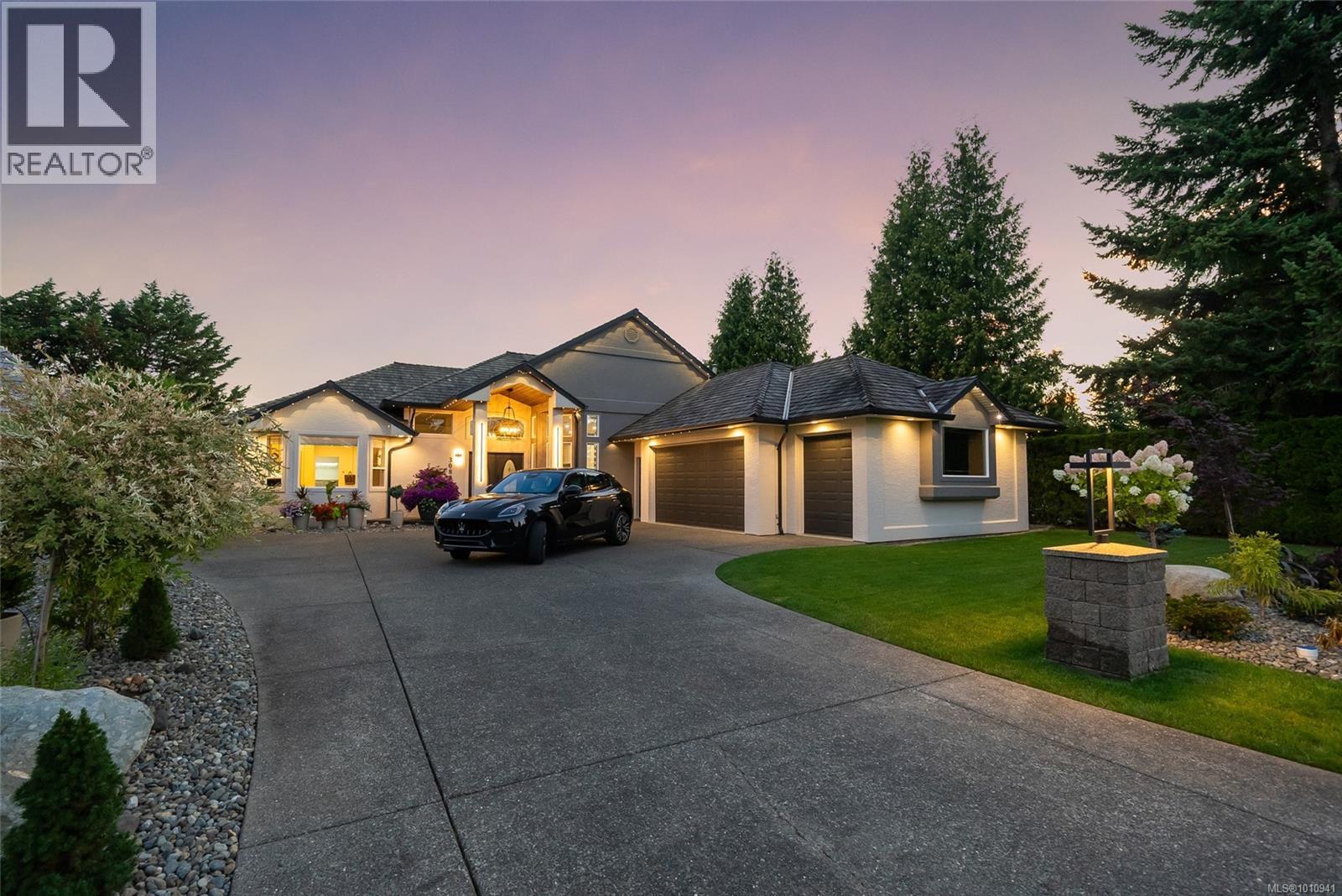 3088 Kensington Cres, Courtenay