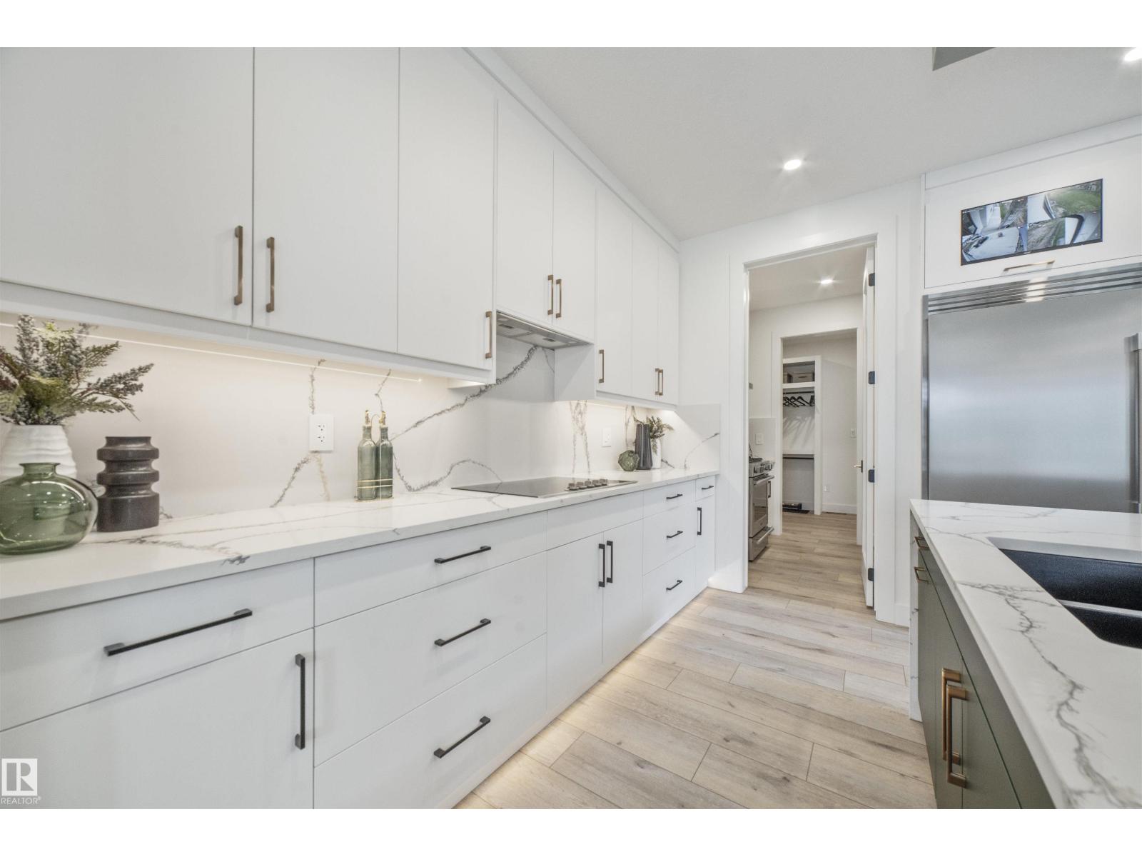 Photo 14 of 16607 8 St Ne Ne, Edmonton AB