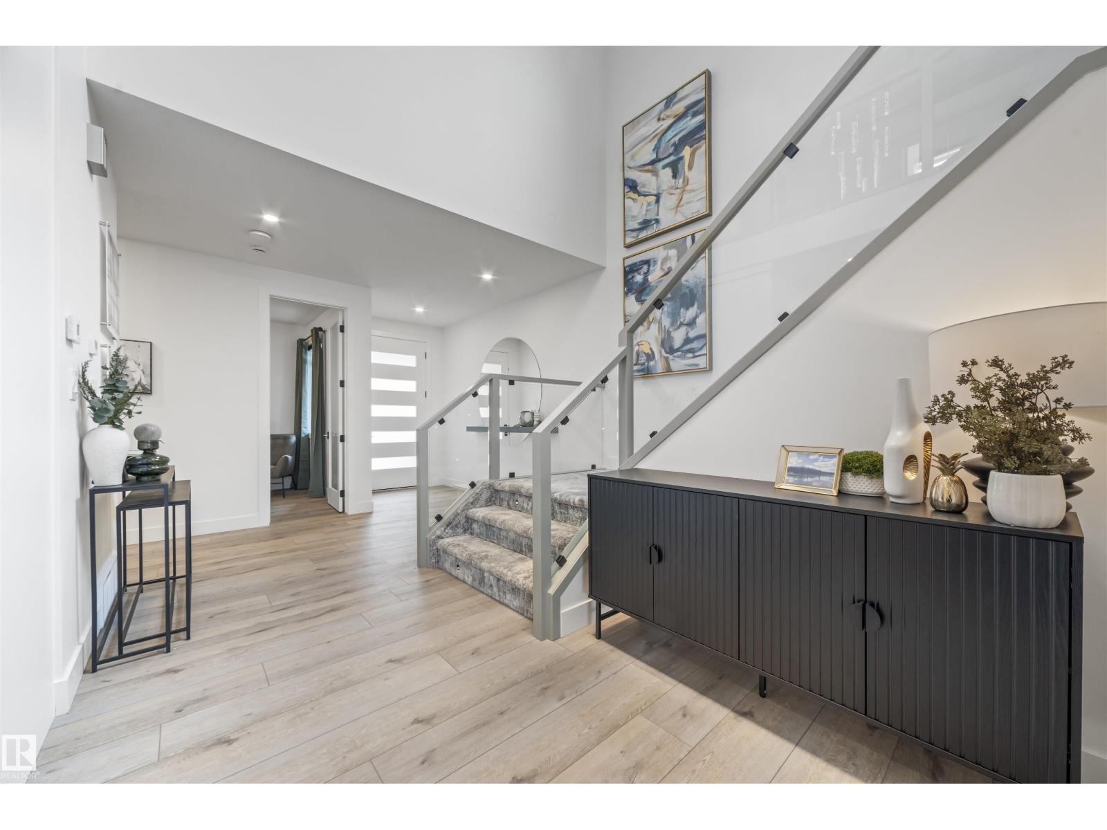 Photo 5 of 16607 8 St Ne Ne, Edmonton AB