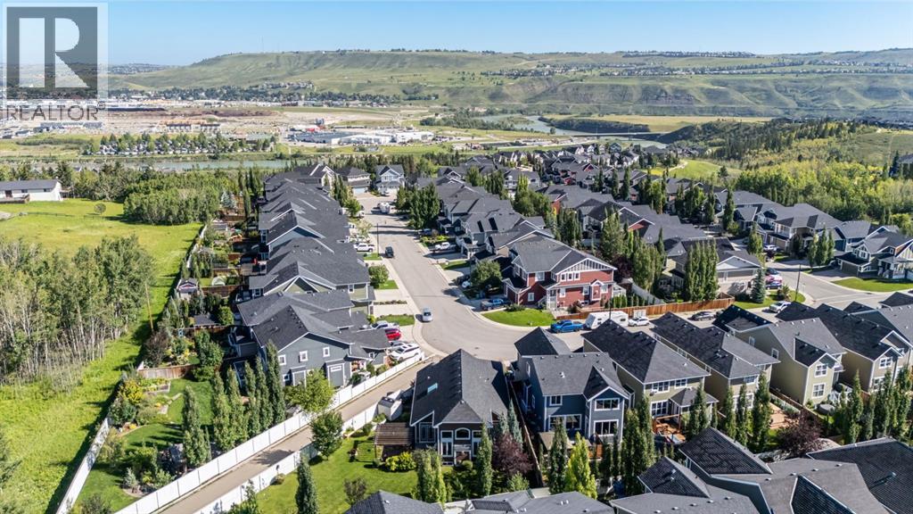Photo 34 of 68 Ridge View Close, Cochrane AB