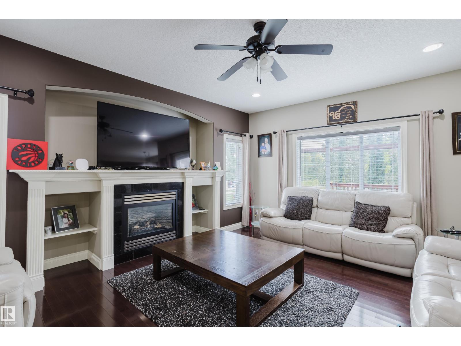 Photo 71 of 3359 18 St Nw, Edmonton AB