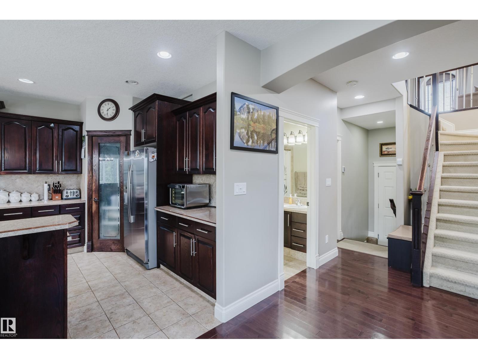 Photo 51 of 3359 18 St Nw, Edmonton AB