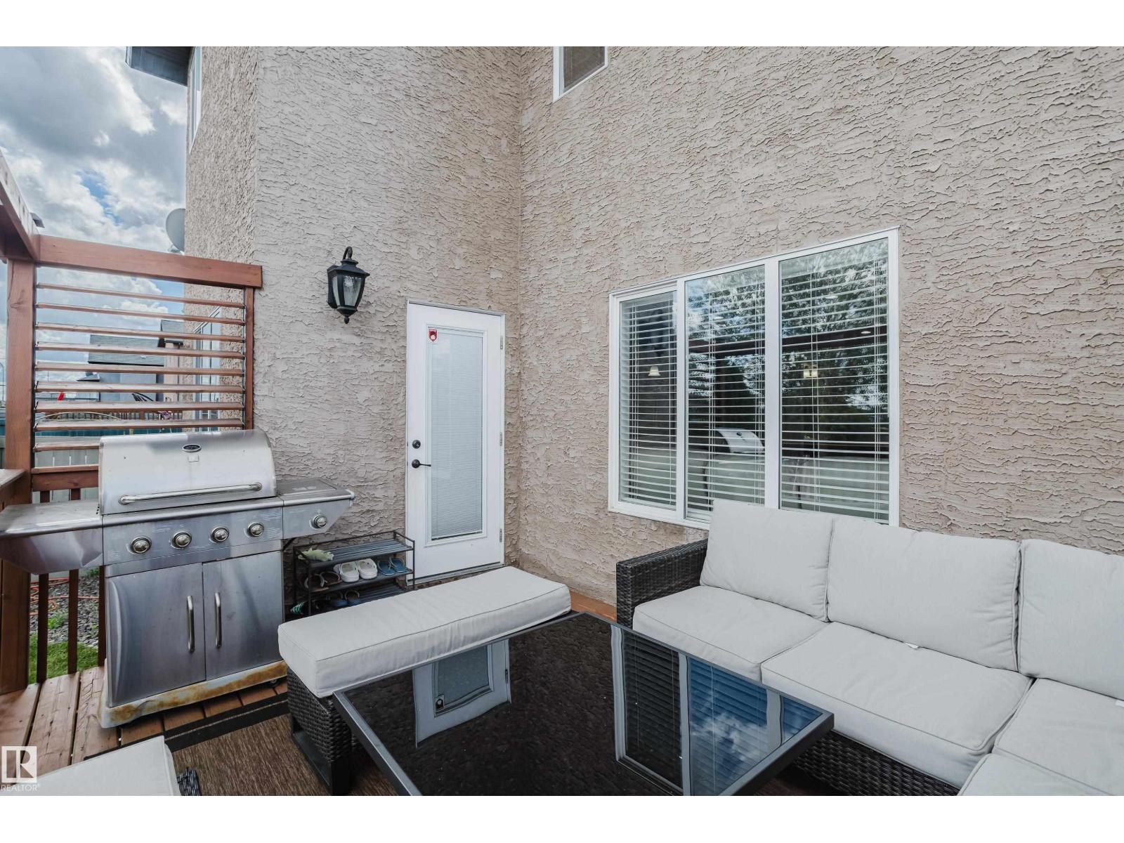 Photo 63 of 3359 18 St Nw, Edmonton AB