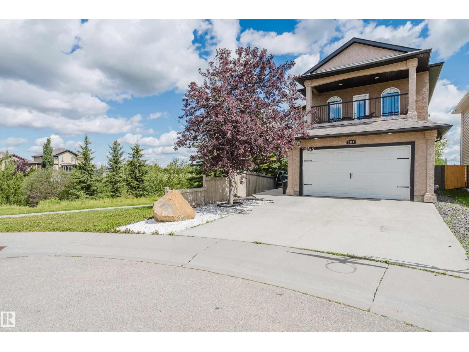 Photo 25 of 3359 18 St Nw, Edmonton AB