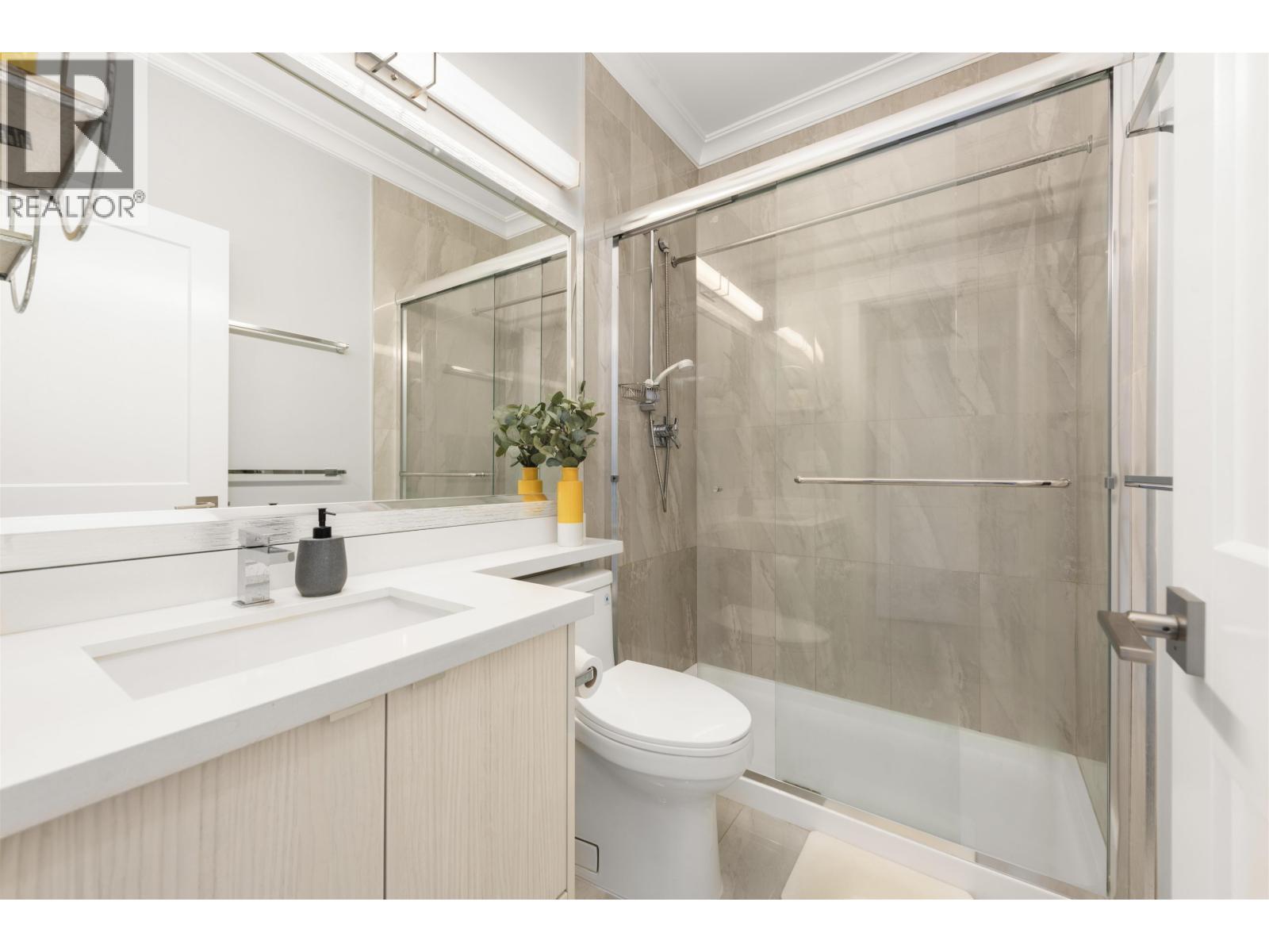 Photo 15 of 2 9728 Alberta Road, Richmond BC