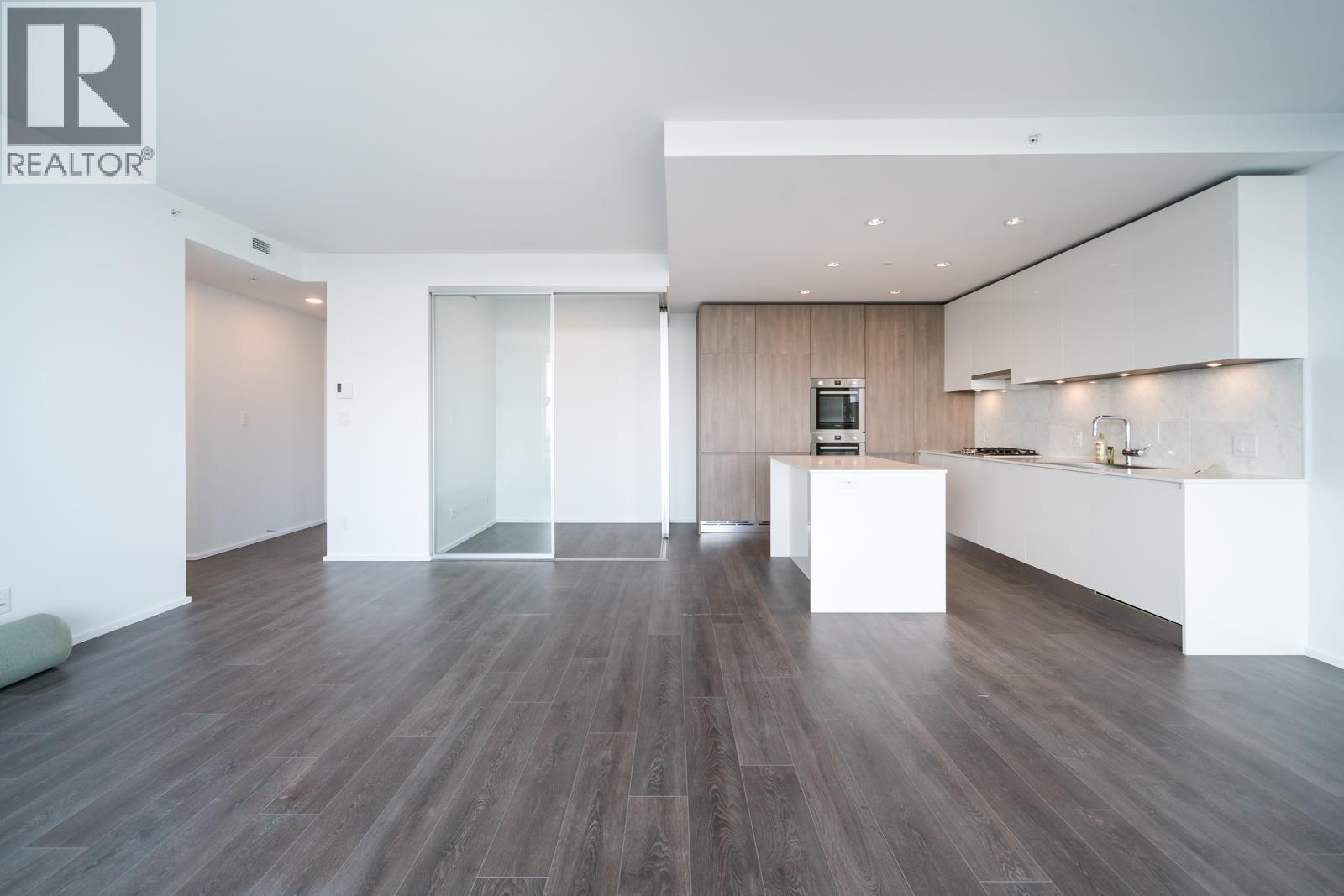 Photo 10 of 5303 4650 Brentwood Boulevard, Burnaby BC