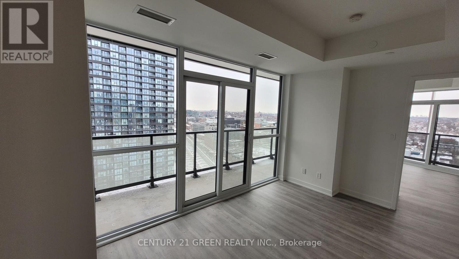 Photo 4 of 2305 50 Ordnance Street, Toronto ON