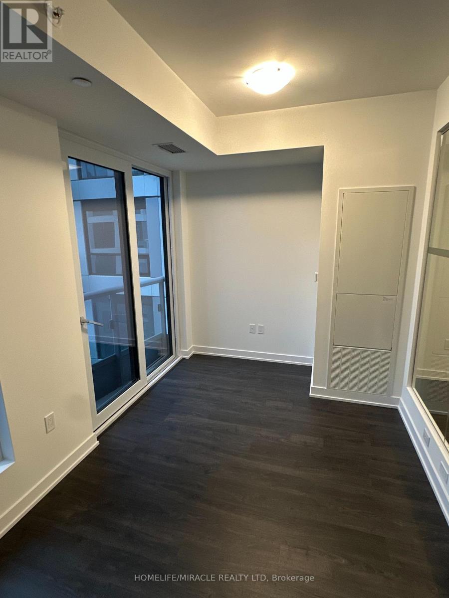 Photo 10 of 912 15 Richardson Street, Toronto ON