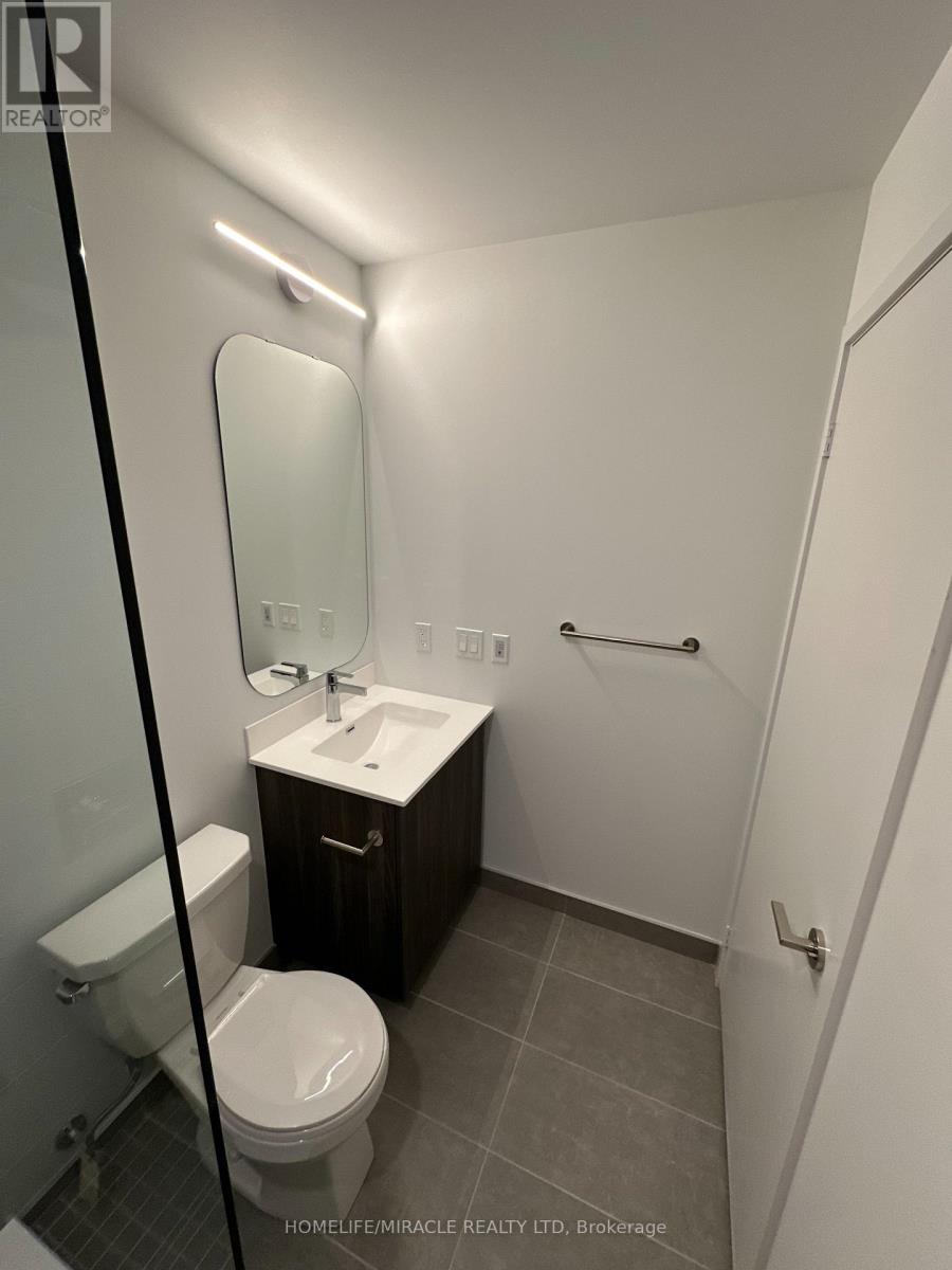 Photo 8 of 912 15 Richardson Street, Toronto ON