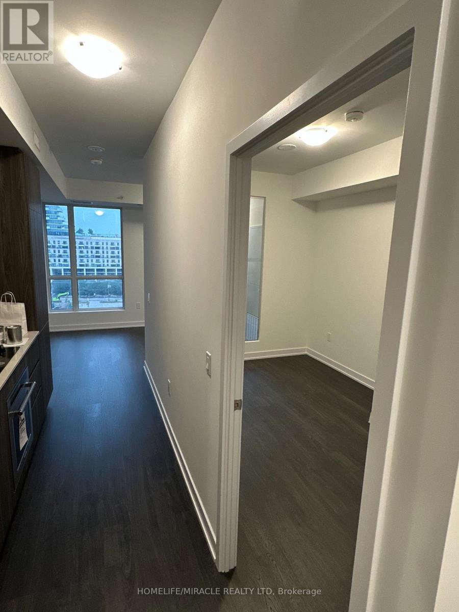 Photo 2 of 912 15 Richardson Street, Toronto ON