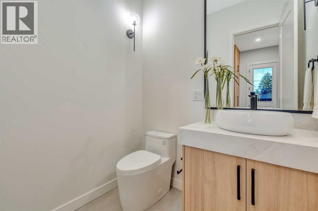 2034 29 Street SW, Calgary, Alberta