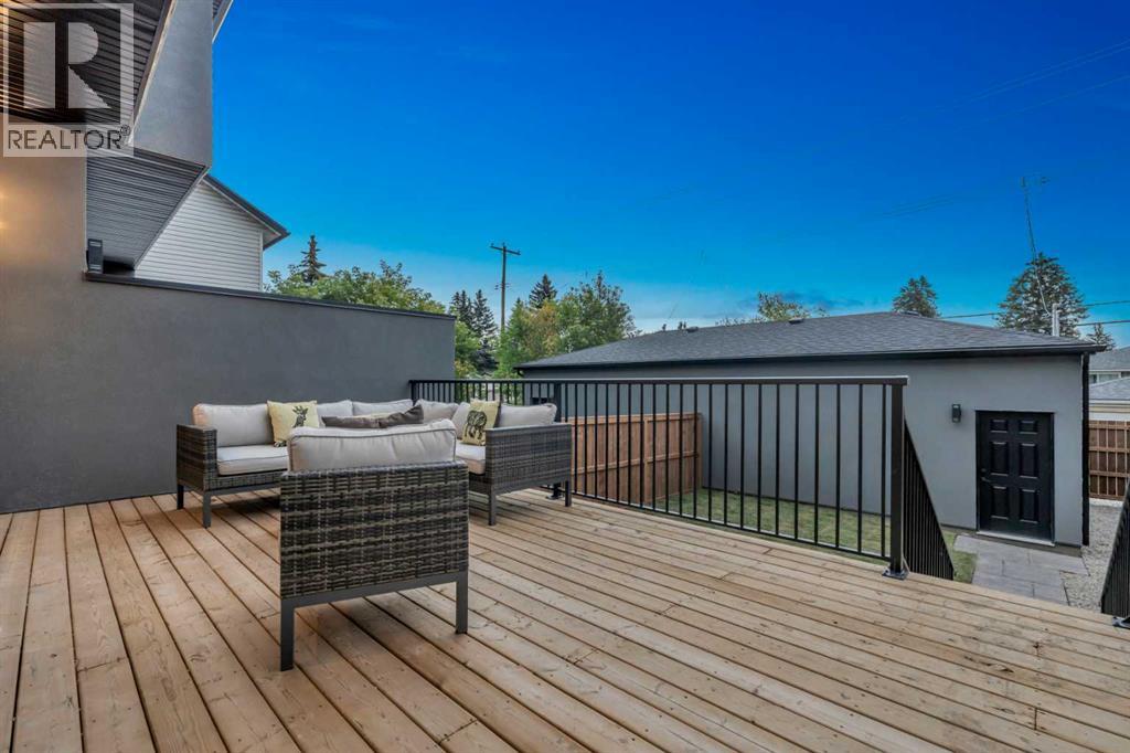 Single Family House for Sale in   Street SW Killarney/Glengarry Calgary 