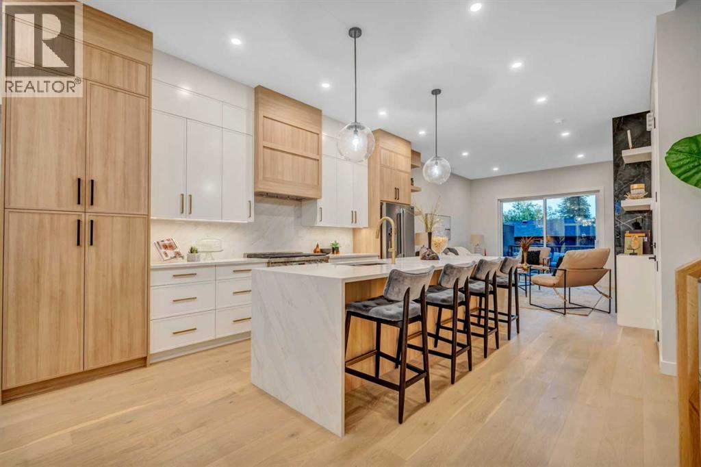 Single Family House for Sale in   Street SW Killarney/Glengarry Calgary 