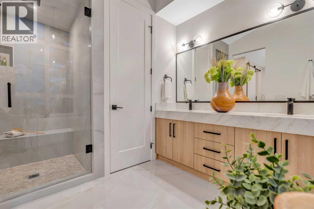 Single Family House for Sale in   Street SW Killarney/Glengarry Calgary 