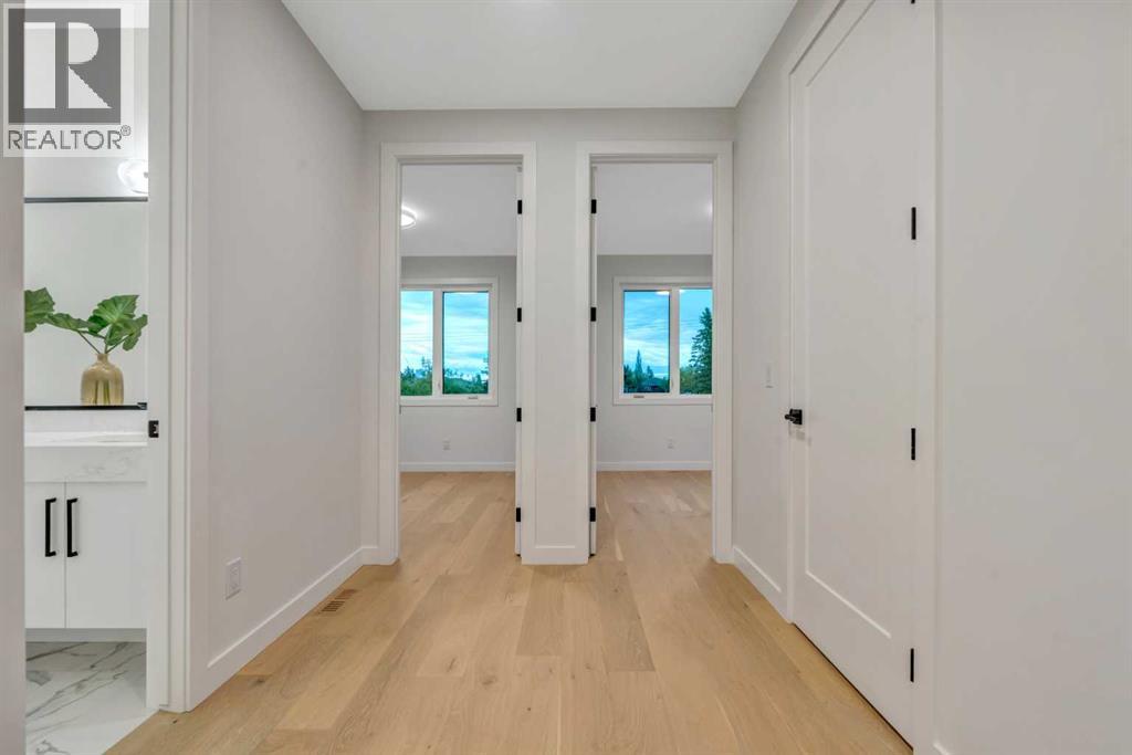 Single Family House for Sale in   Street SW Killarney/Glengarry Calgary 