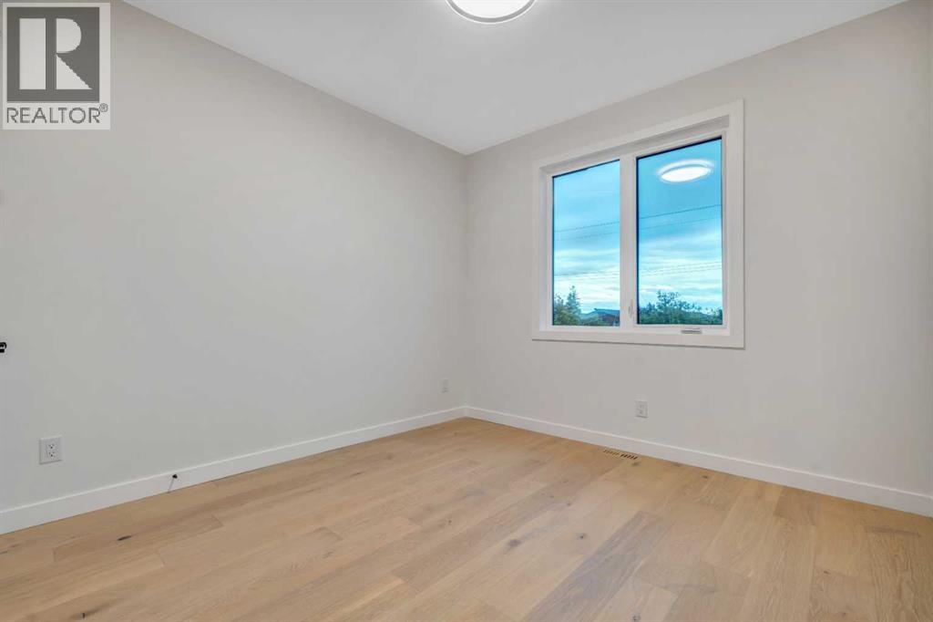 Single Family House for Sale in   Street SW Killarney/Glengarry Calgary 