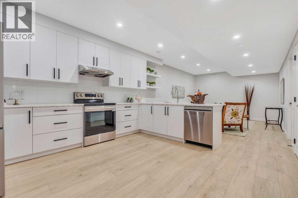Single Family House for Sale in   Street SW Killarney/Glengarry Calgary 