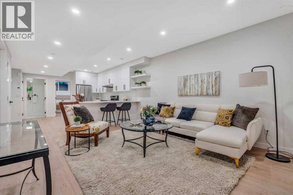 Single Family House for Sale in   Street SW Killarney/Glengarry Calgary 