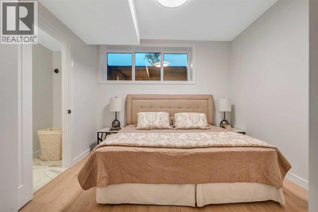 Single Family House for Sale in   Street SW Killarney/Glengarry Calgary 