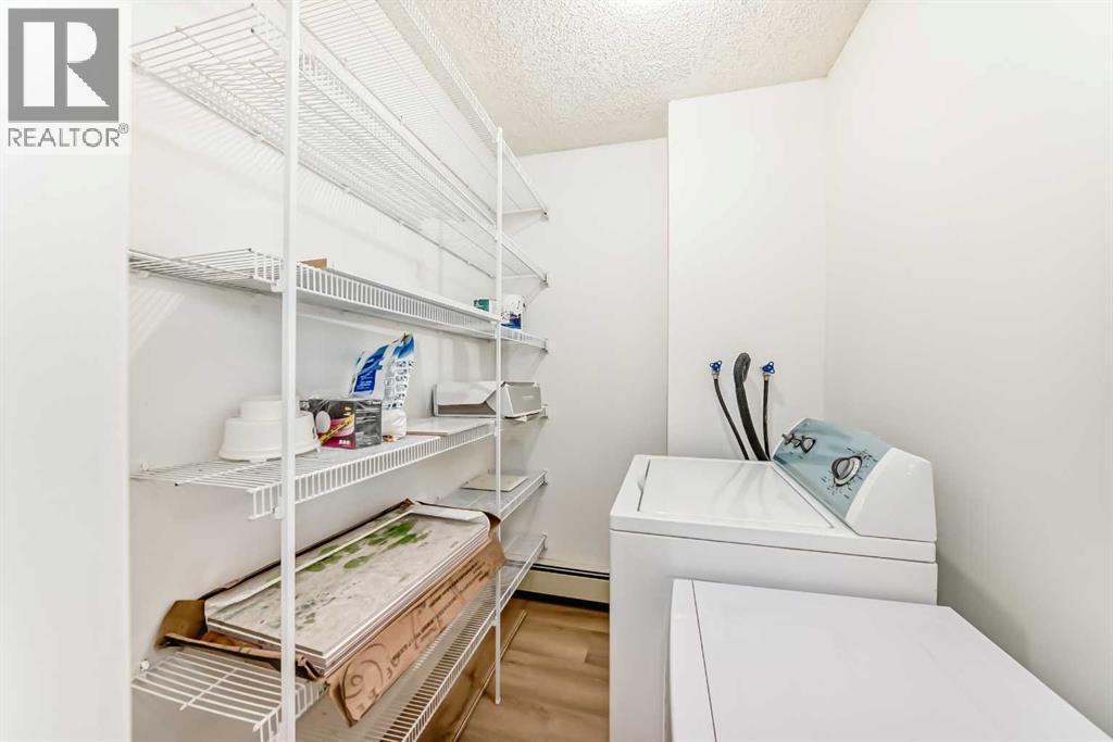 Single Family House for Sale in    Street NW Varsity Calgary 