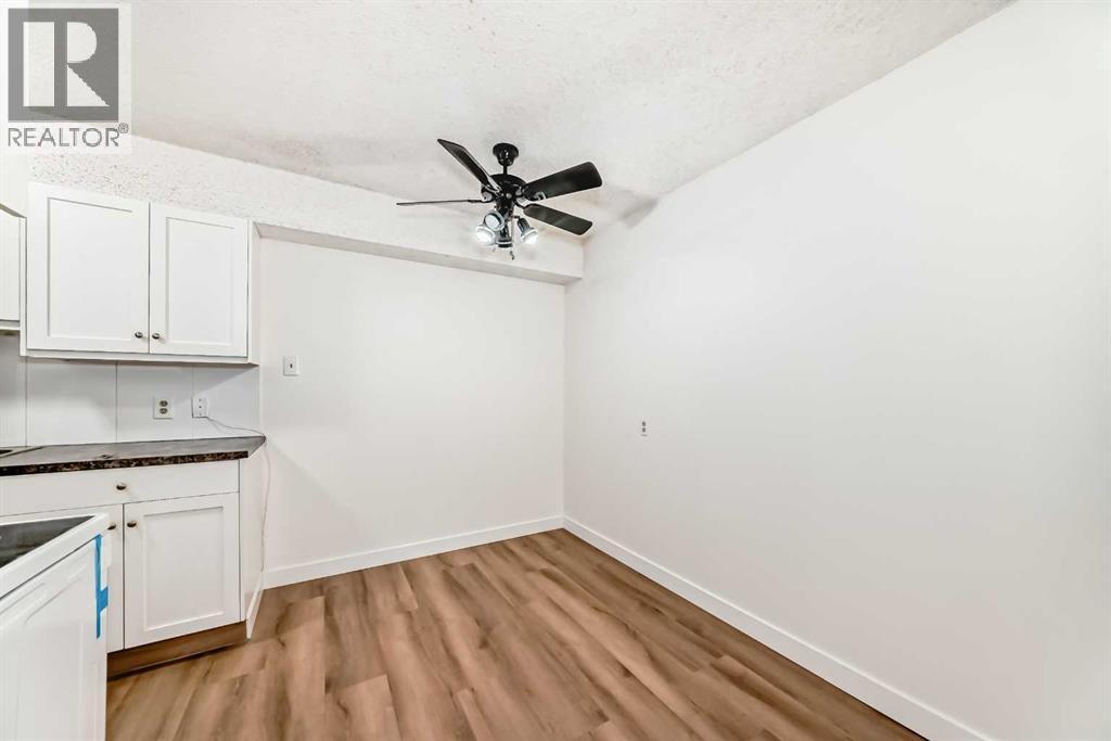 Single Family House for Sale in    Street NW Varsity Calgary 
