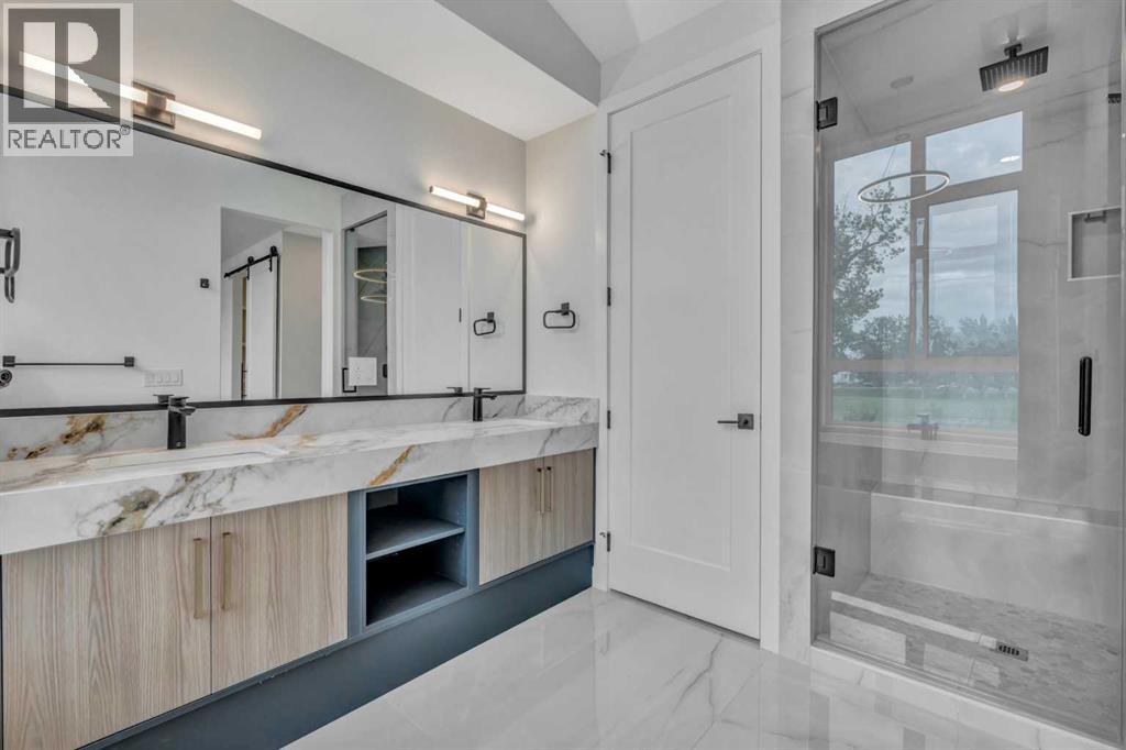 Single Family House for Sale in   Street SW Killarney/Glengarry Calgary 